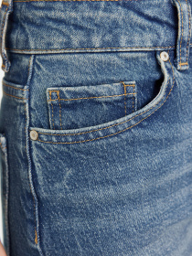 Джинсы мом Trendyol модель TWOSS24JE00082/Mavi Фото