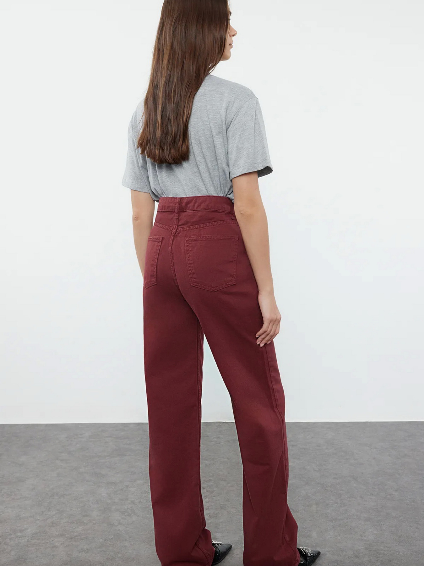 Прямі джинси Trendyol модель TWOSS23JE00068/Bordo Фото