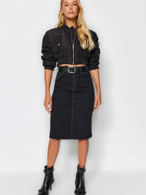 Юбка миди Trendyol модель TWOSS21ET0297/Siyah Фото