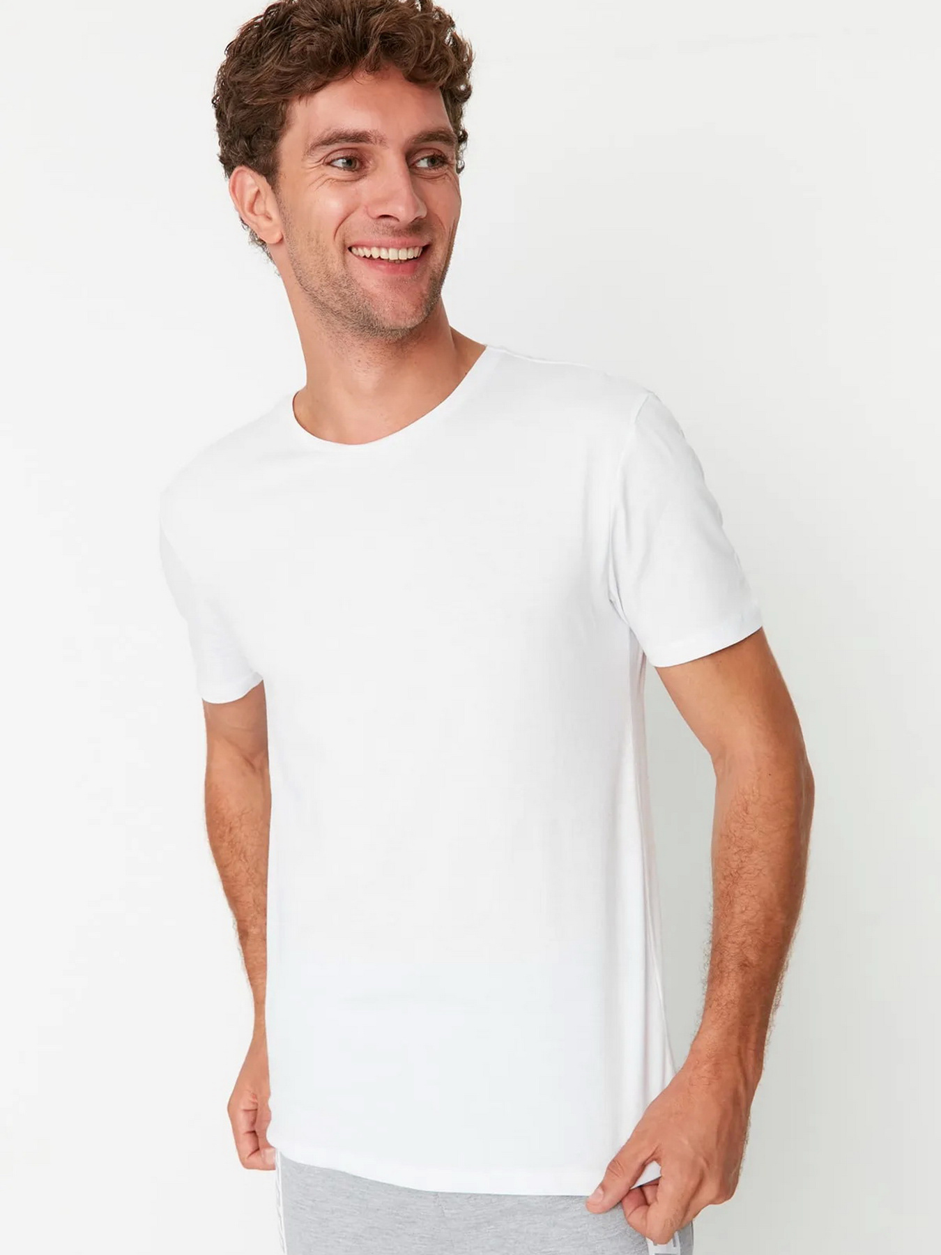 Футболка Trendyol модель TMNSS19BO0075/Cok Renkli Фото