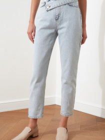 Джинсы Trendyol модель TWOAW21JE0119/Mavi Фото