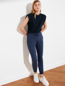Штаны спортивные Trendyol модель TWOAW21EA0194/Lacivert Фото