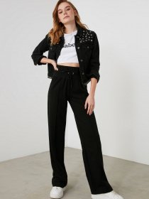 Штаны спортивные Trendyol модель TWOAW21EA0395/Siyah Фото