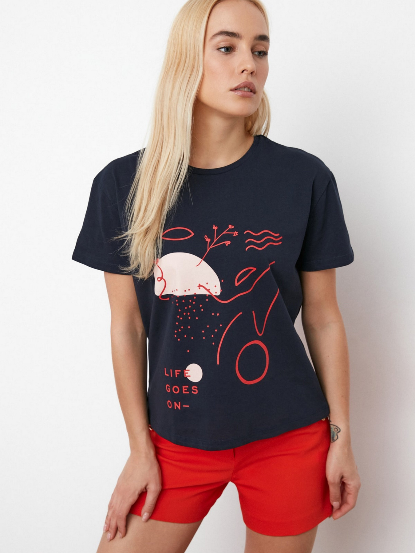 Футболки и поло Trendyol модель TWOSS21TS0520/Lacivert Фото