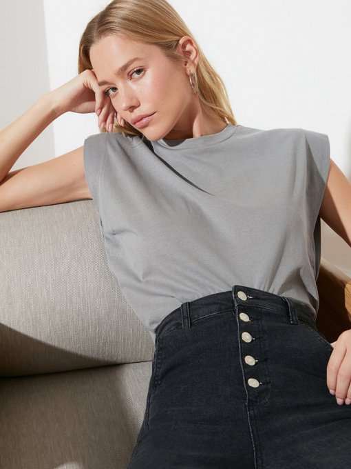 Футболки и поло Trendyol модель TWOSS20TS0021/Gri Фото