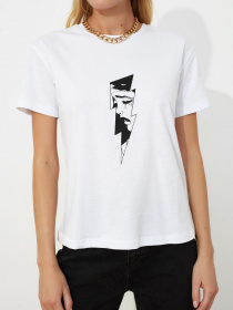 Футболки и поло Trendyol модель TWOSS19GS0144/Beyaz Футболки и поло Trendyol модель TWOSS19GS0144/Beyaz Фото