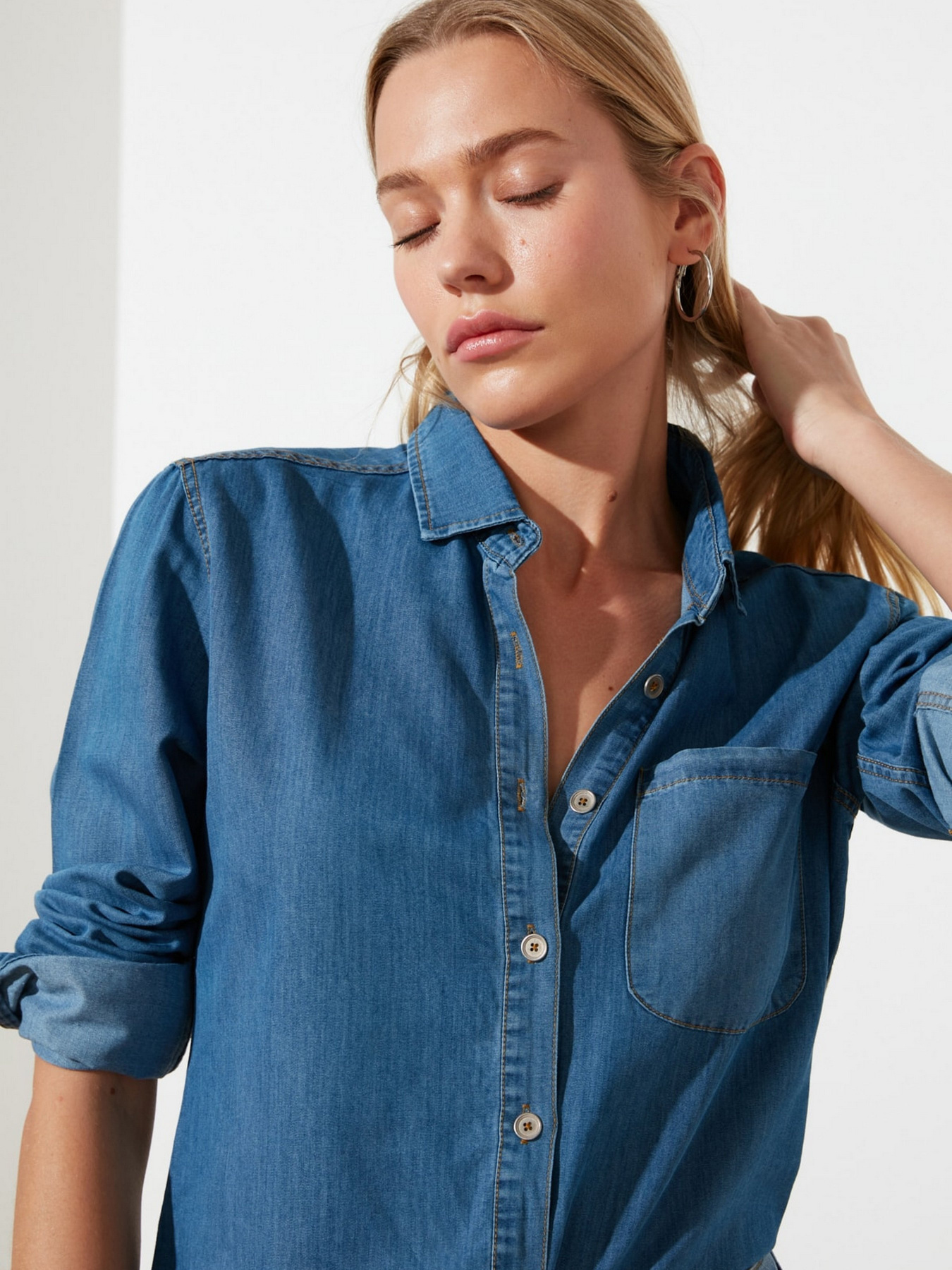 Блуза Trendyol модель TWOSS21GO0790/Mavi Фото