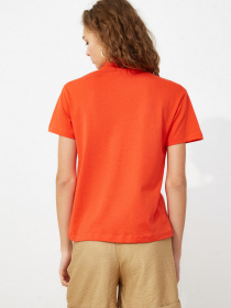 Футболки і поло Trendyol модель TWOAW20TS0096/Kirmizi Фото