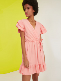 Платья Trendyol модель TWOSS21EL1738/Pudra Фото