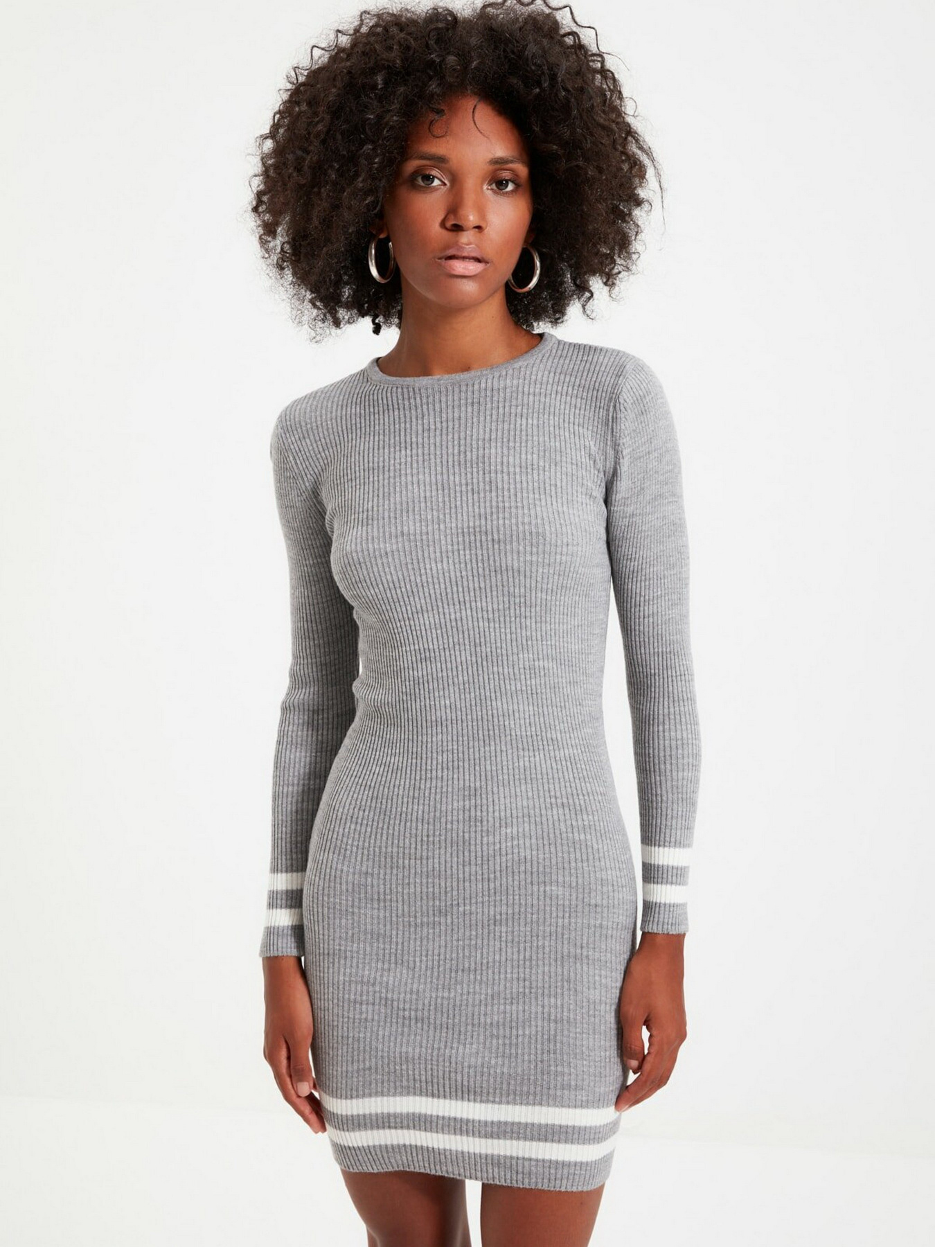 Платье мини Trendyol модель TWOAW20EL1274/Antrasit Фото