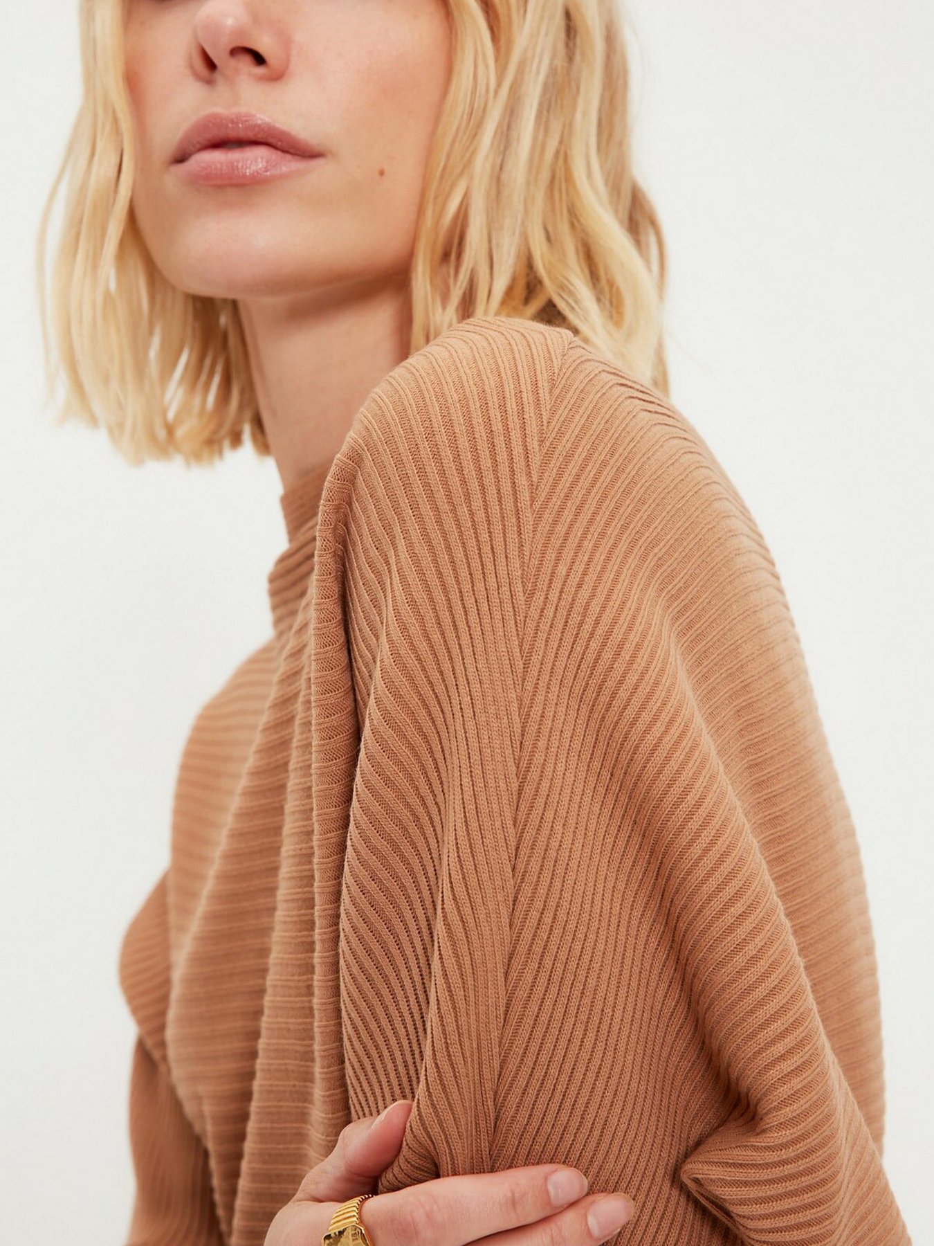 Джемпер Trendyol модель TWOAW20FV0040/Camel Фото