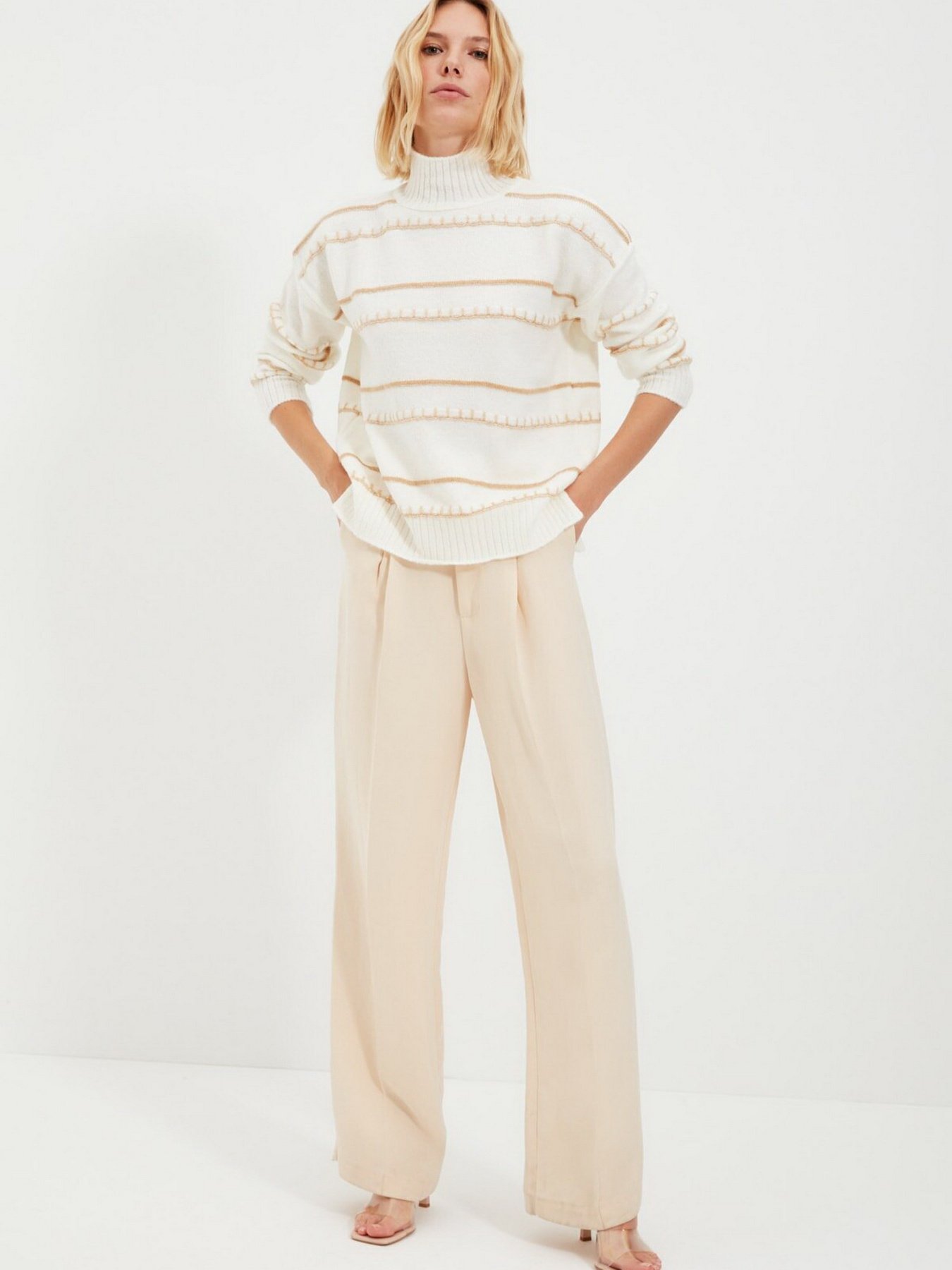 Джемпер Trendyol модель TWOAW20FV0075/Ekru Фото