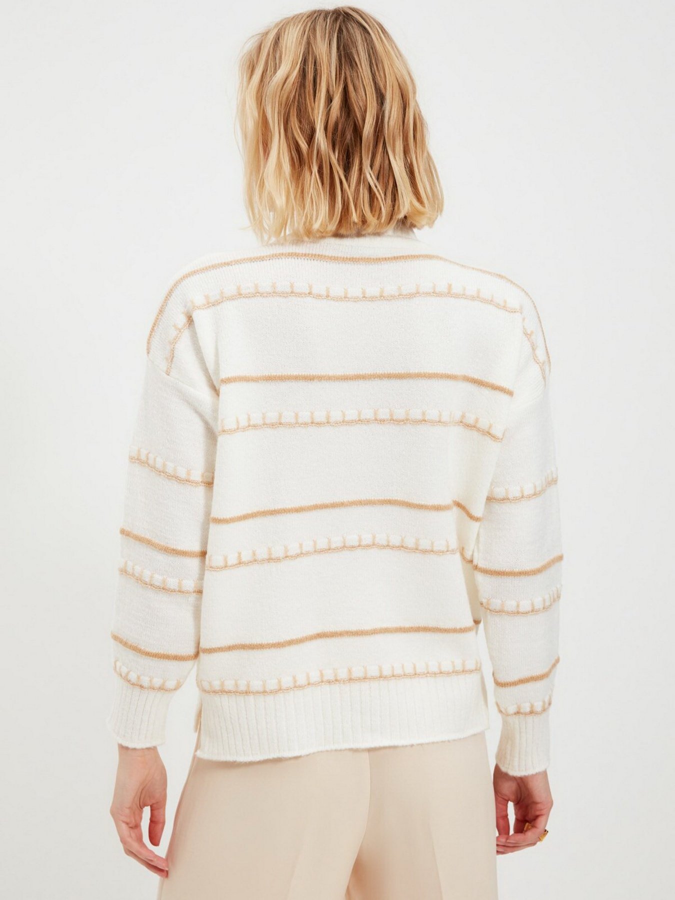 Джемпер Trendyol модель TWOAW20FV0075/Ekru Джемпер Trendyol модель TWOAW20FV0075/Ekru Фото