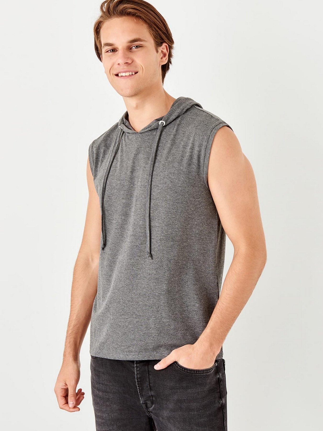 Майки Trendyol модель TMNSS19SE0124/Antrasit Фото