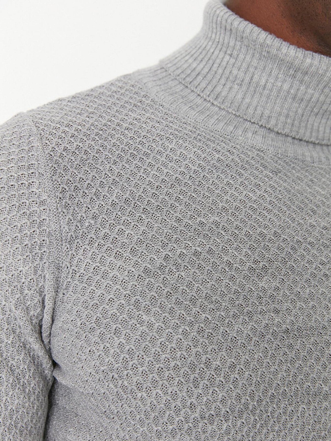 Водолазка Trendyol модель TMNAW21KZ0575/Gri Фото