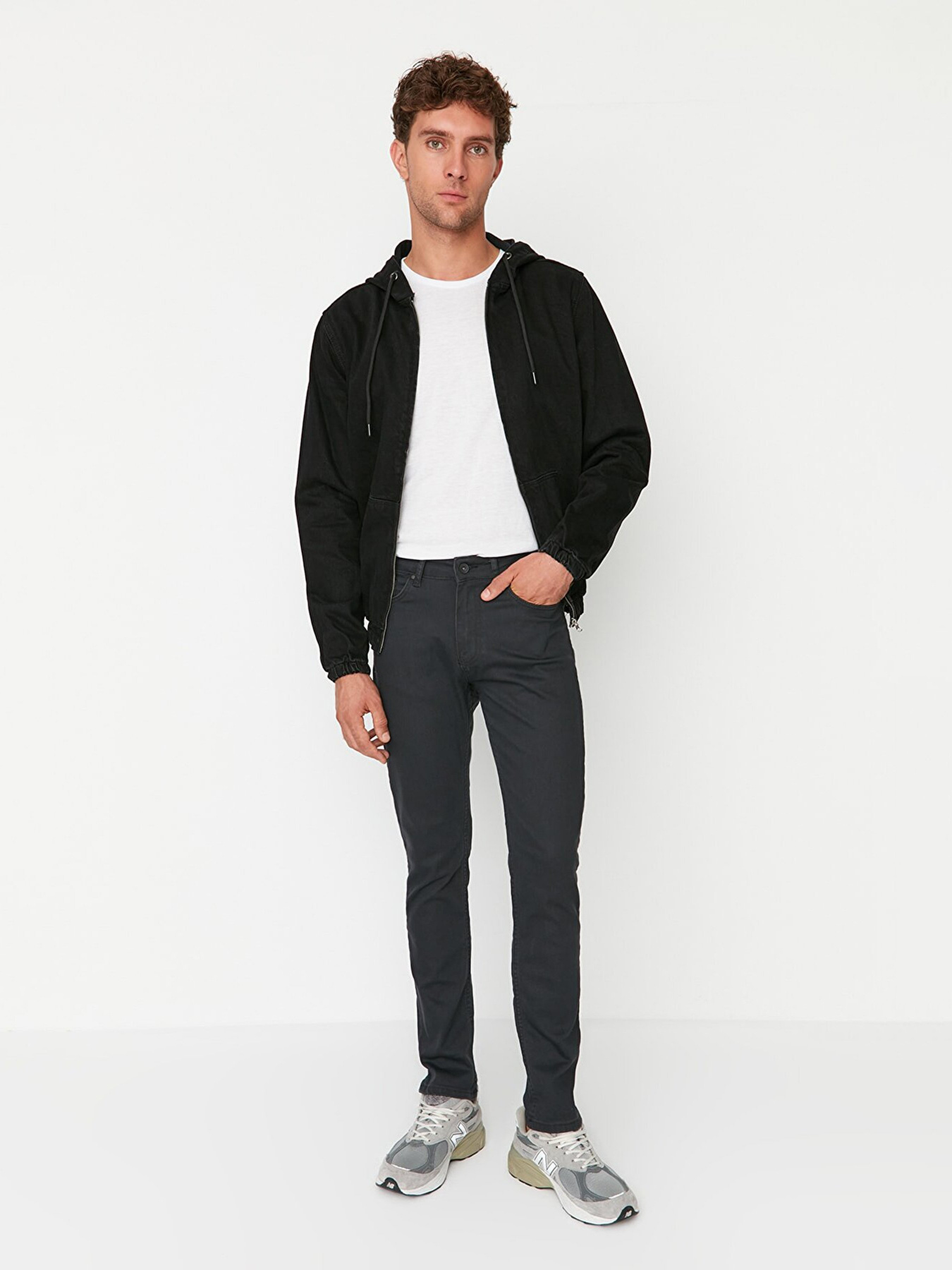 Скинни джинсы Trendyol модель TMNAW22JE0217/Antrasit Фото