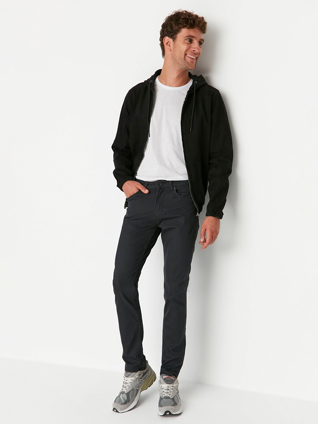 Скіні джинси Trendyol модель TMNAW22JE0217/Antrasit Фото