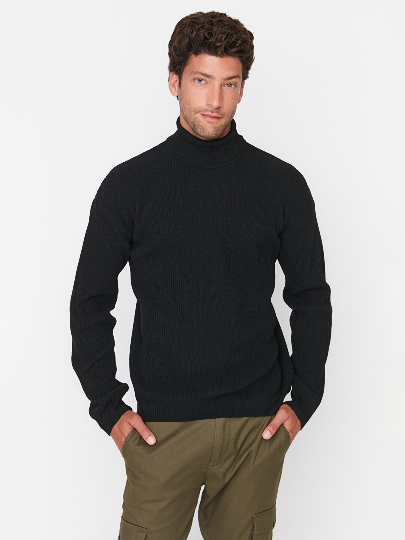 Свитер Trendyol модель TMNAW22KZ1289/Siyah Фото