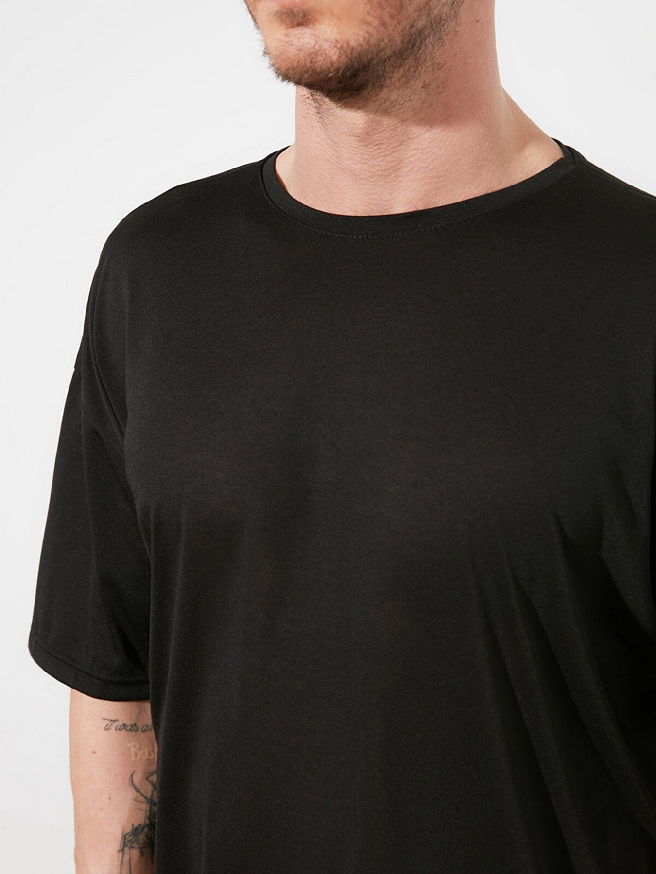 Набір футболок Trendyol модель TMNSS21TS1091/Siyah-Beyaz Фото