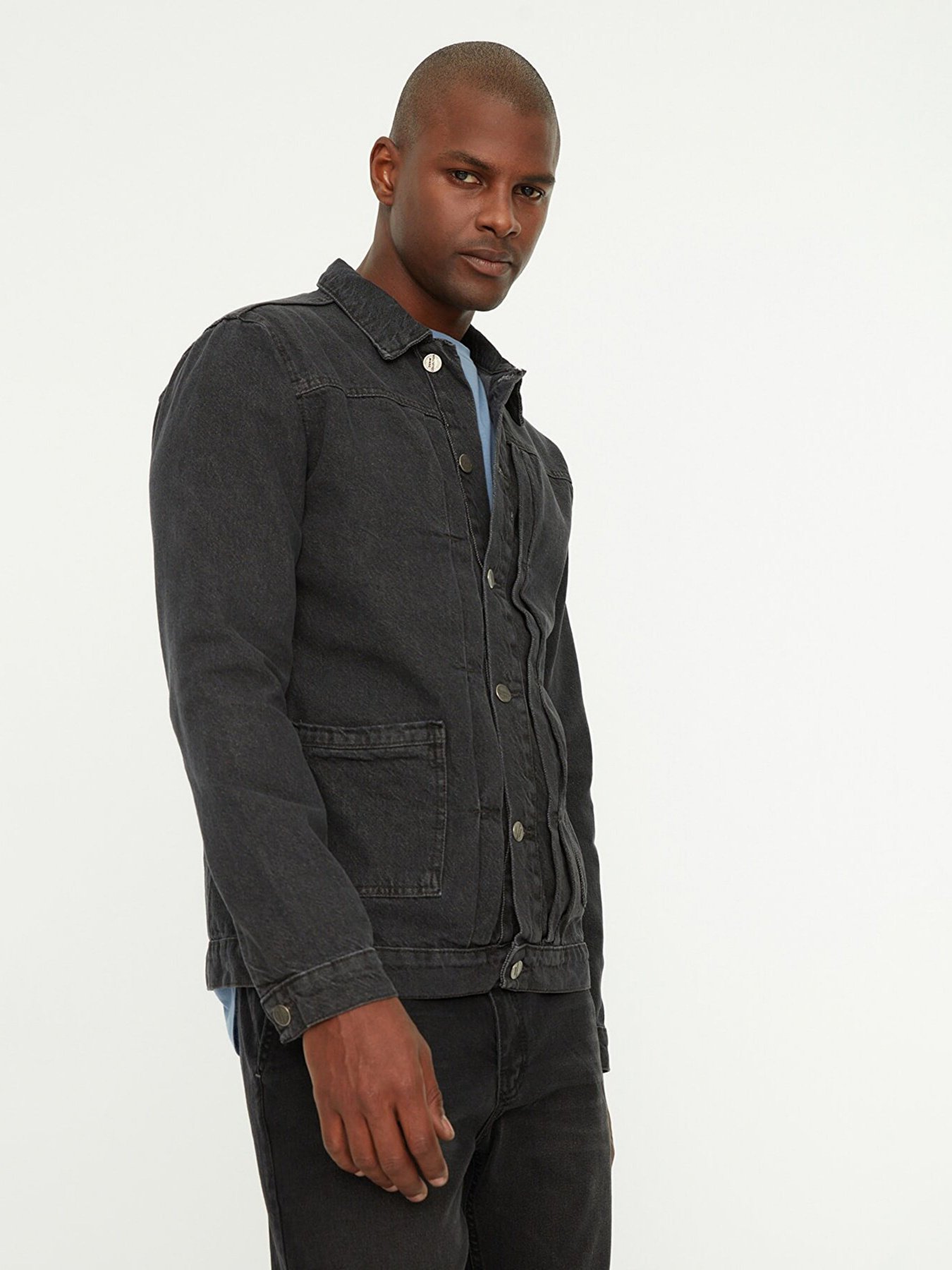 Джинсовая куртка Trendyol модель TMNSS21CE0169/Gri Фото