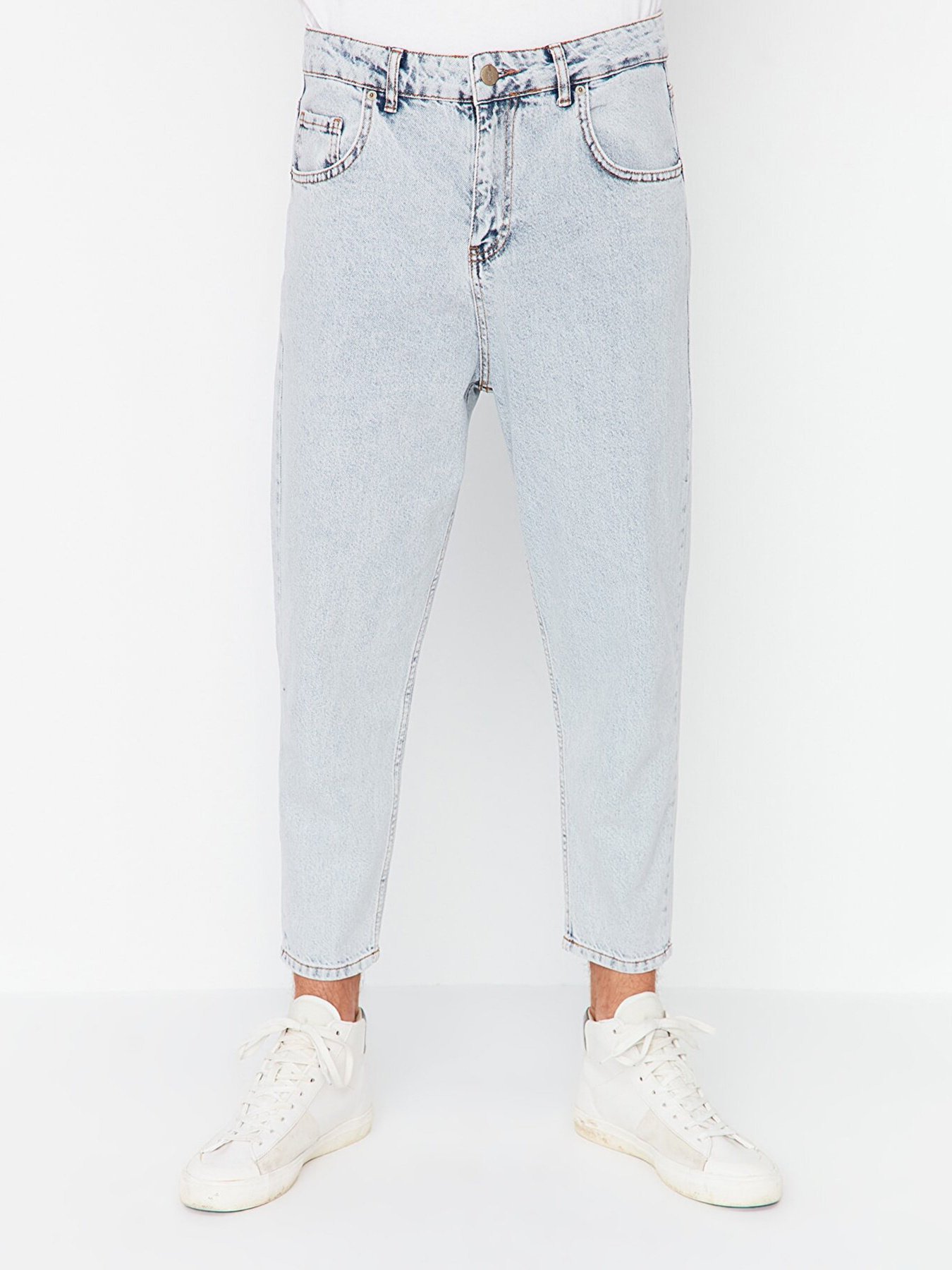 Зауженные джинсы Trendyol модель TMNSS22JE0223/Mavi Фото