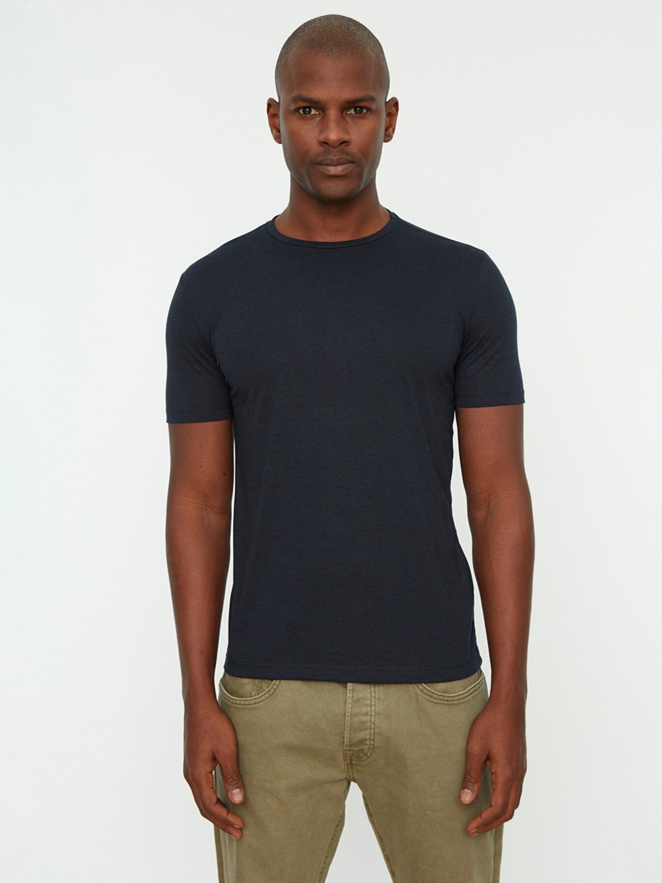 Футболка Trendyol модель TMNSS22TS0270/Lacivert Фото