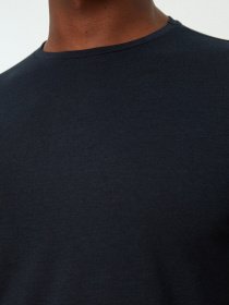 Футболка Trendyol модель TMNSS22TS0270/Lacivert Фото