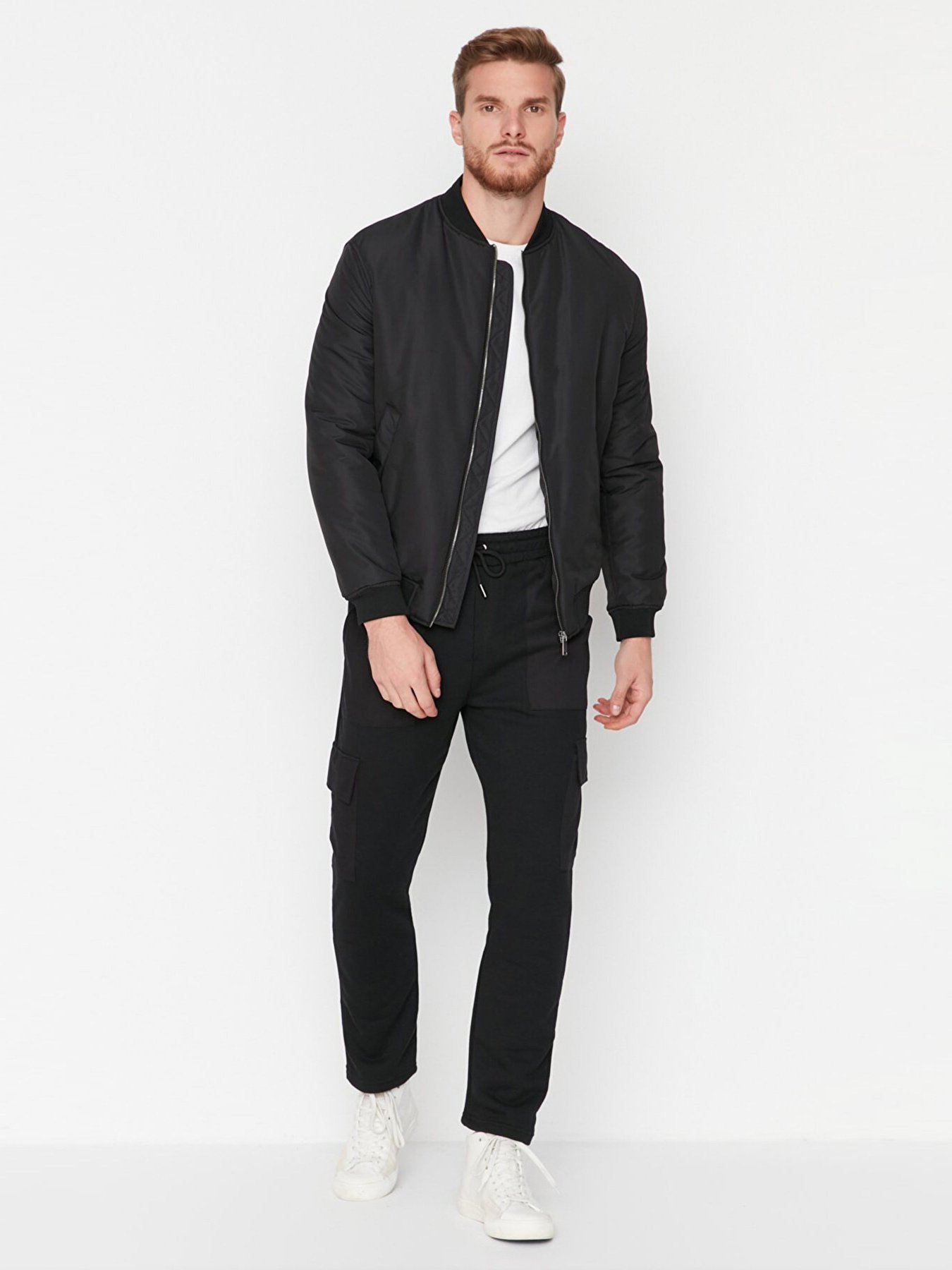 Джогери Trendyol модель TMNAW23EA00071/Siyah Фото