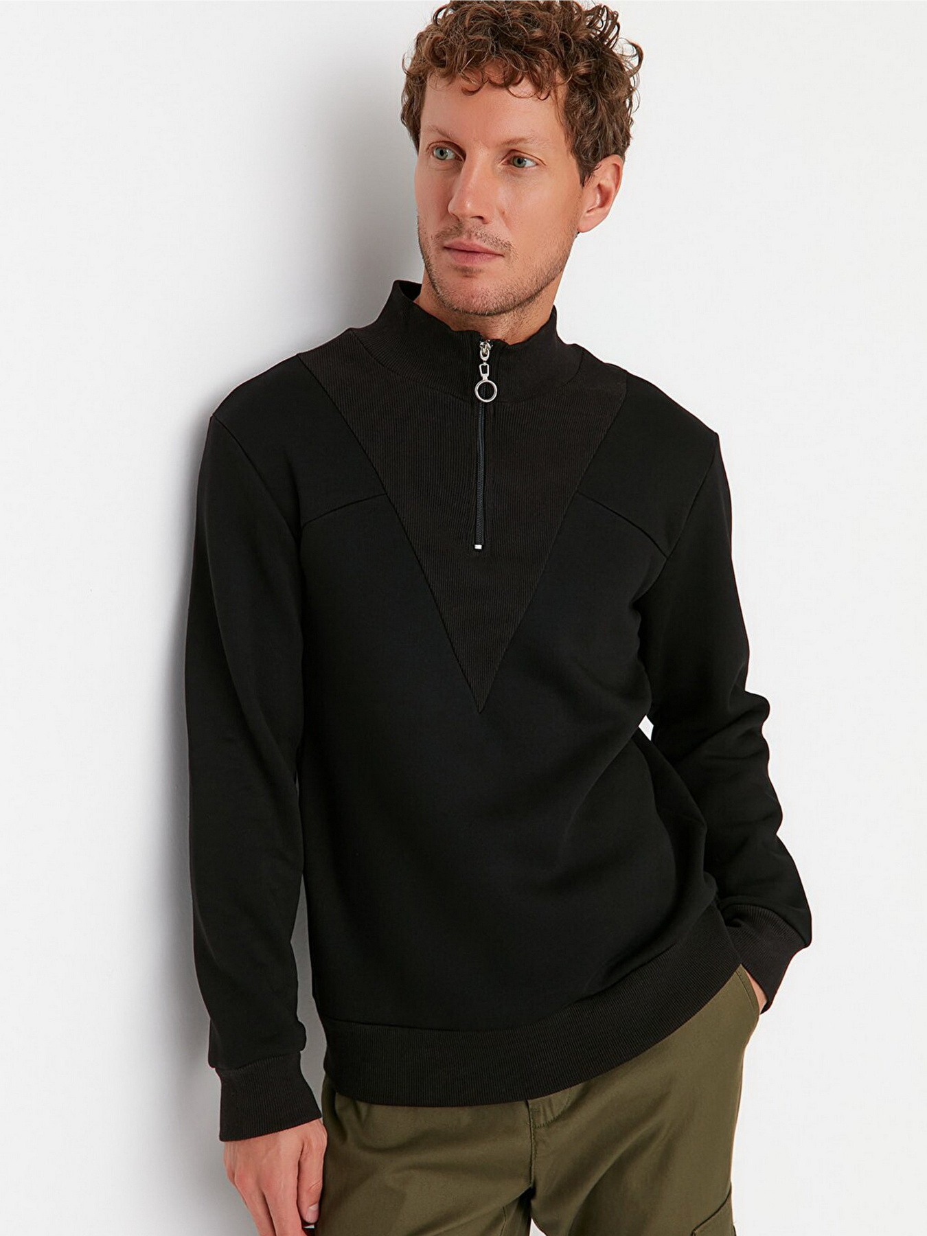 Кофта Trendyol модель TMNAW23SW00186/Siyah Фото