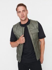 Утепленный жилет Trendyol модель TMNAW23YE00016/Yesil Фото