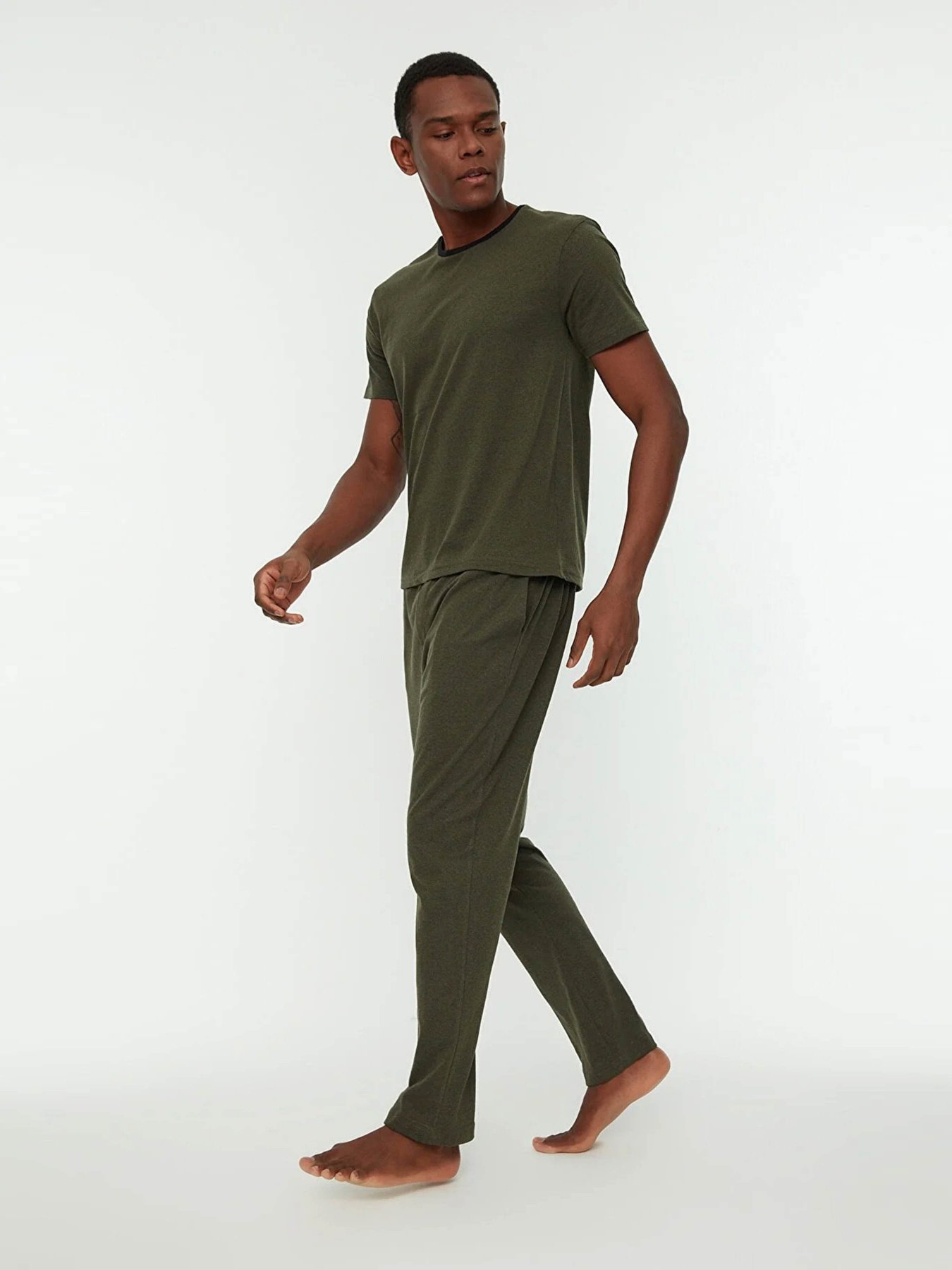 Пижама Trendyol модель THMAW21PT0366/Haki Фото