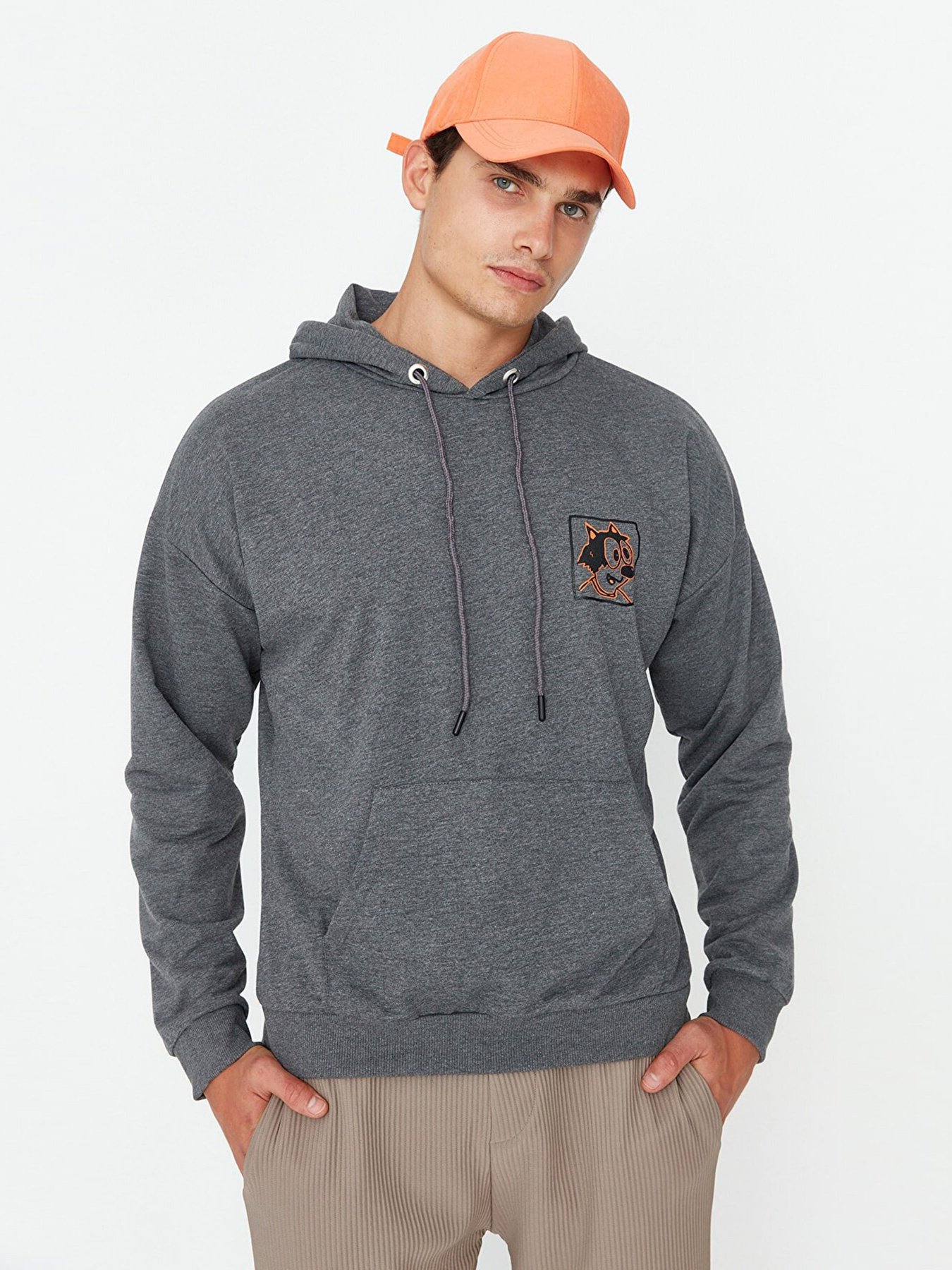 Худи Trendyol модель TMNAW22SW0149/Antrasit Фото