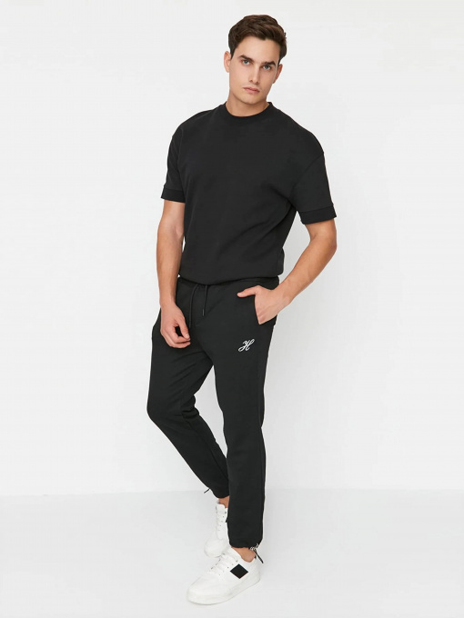 Джоггеры Trendyol модель TMNAW23EA00097/Siyah Фото