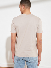 Футболки і поло Trendyol модель TMNSS19BO0002/Ten Фото