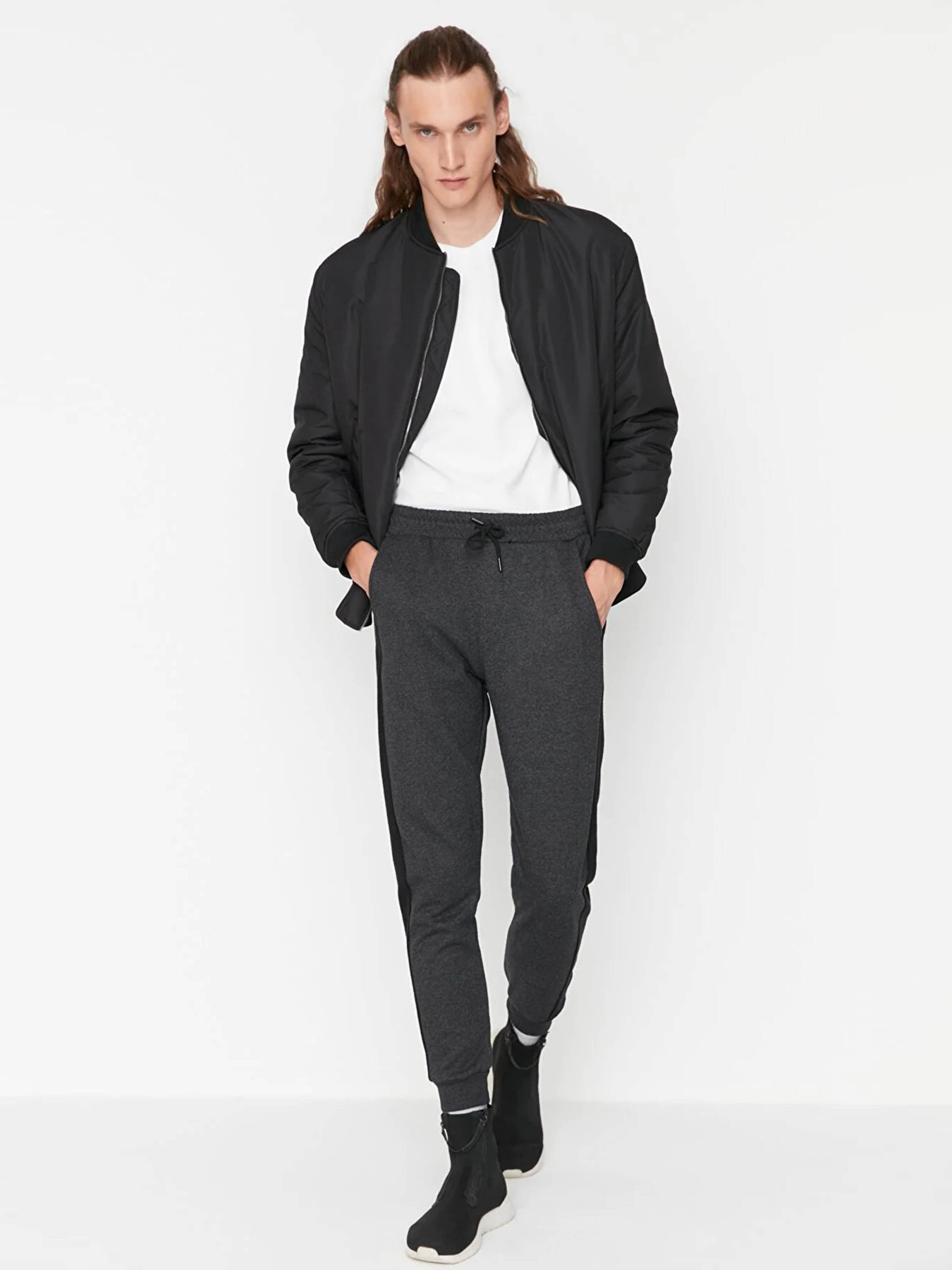 Джогери Trendyol модель TMNAW23EA00141/Antrasit Melanj Фото