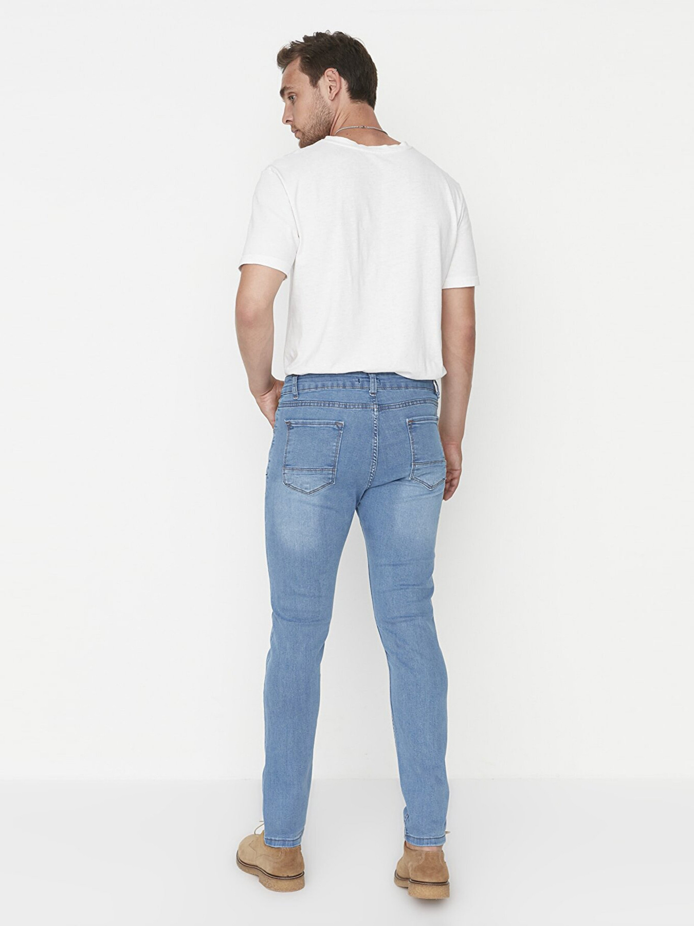 Зауженные джинсы Trendyol модель TMNAW23JE00021/Mavi Фото