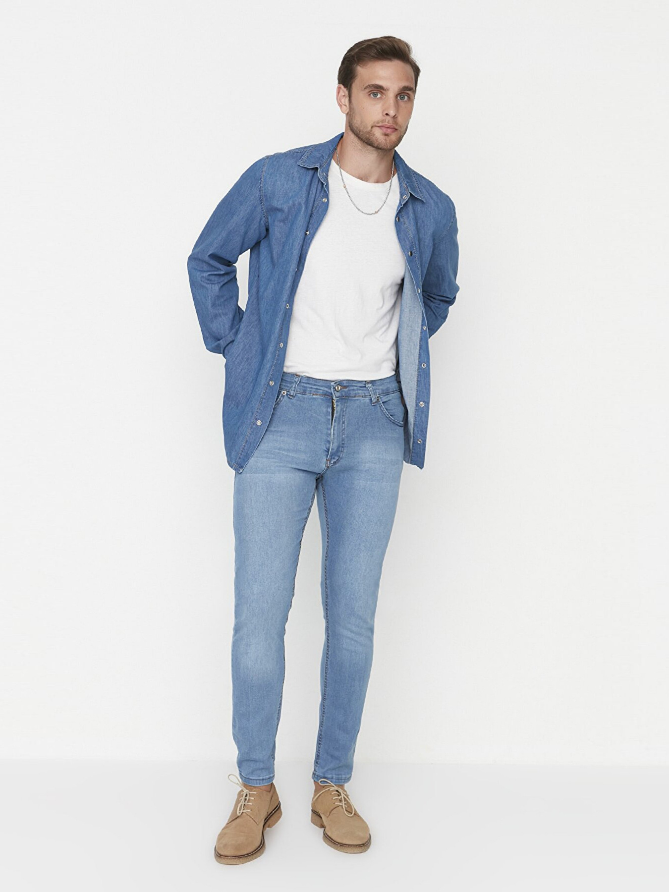 Завужені джинси Trendyol модель TMNAW23JE00021/Mavi Завужені джинси Trendyol модель TMNAW23JE00021/Mavi Фото