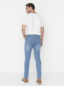 Завужені джинси Trendyol модель TMNAW23JE00021/Mavi Завужені джинси Trendyol модель TMNAW23JE00021/Mavi Фото