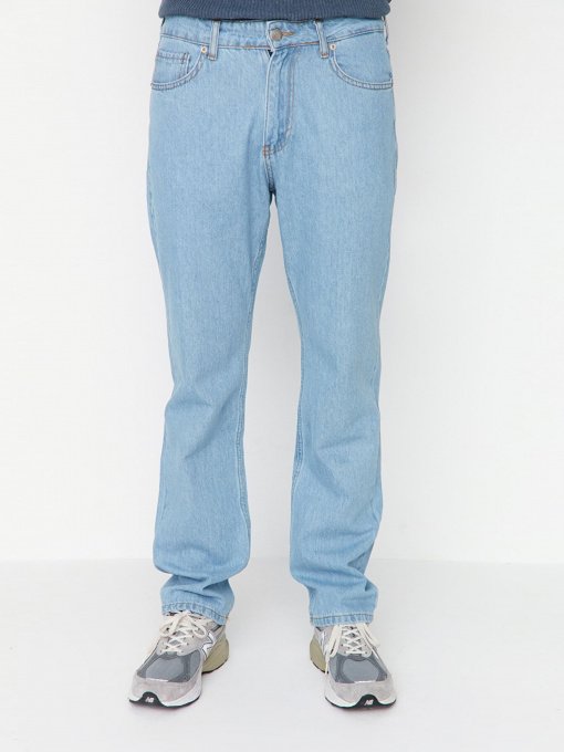 Прямые джинсы Trendyol модель TMNAW23JE00038/Mavi Фото