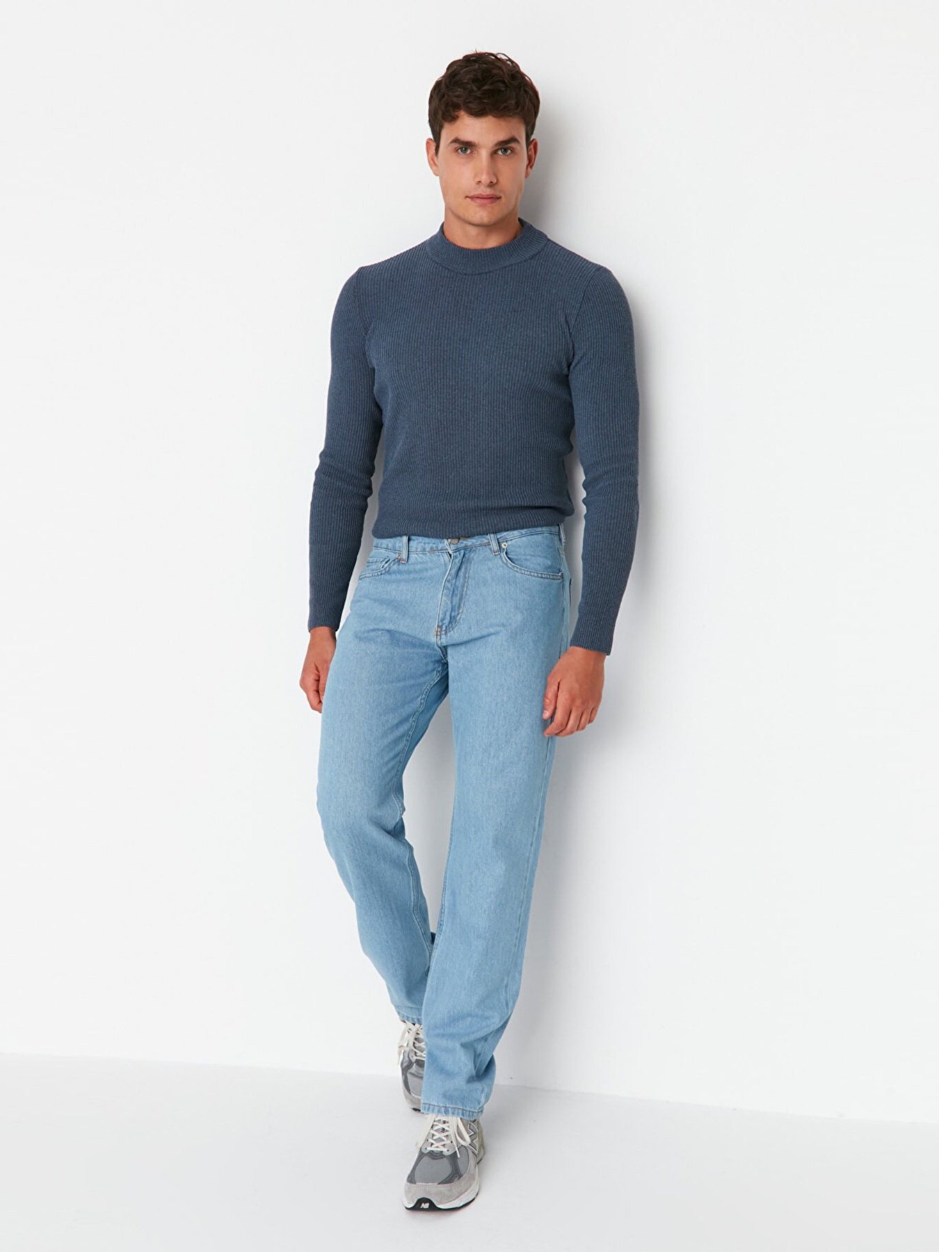 Прямі джинси Trendyol модель TMNAW23JE00038/Mavi Прямі джинси Trendyol модель TMNAW23JE00038/Mavi Фото