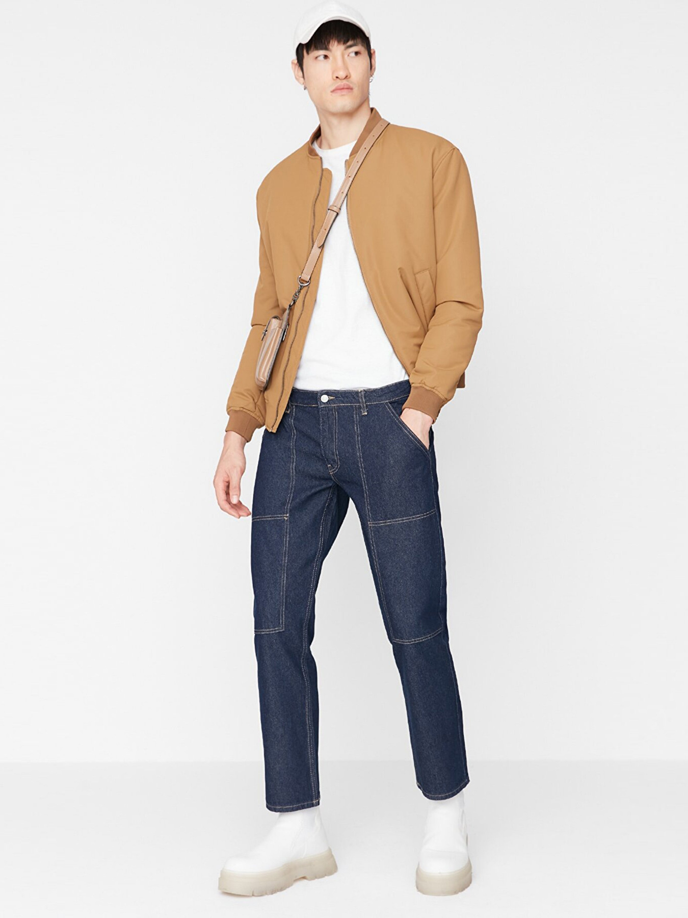 Прямые джинсы Trendyol модель TMNAW23JE00111/Lacivert Фото