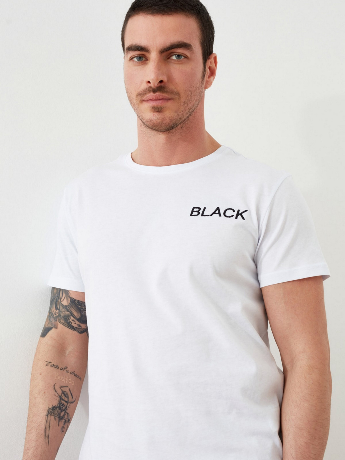 Футболки і поло Trendyol модель TMNSS21TS1191/Beyaz Фото