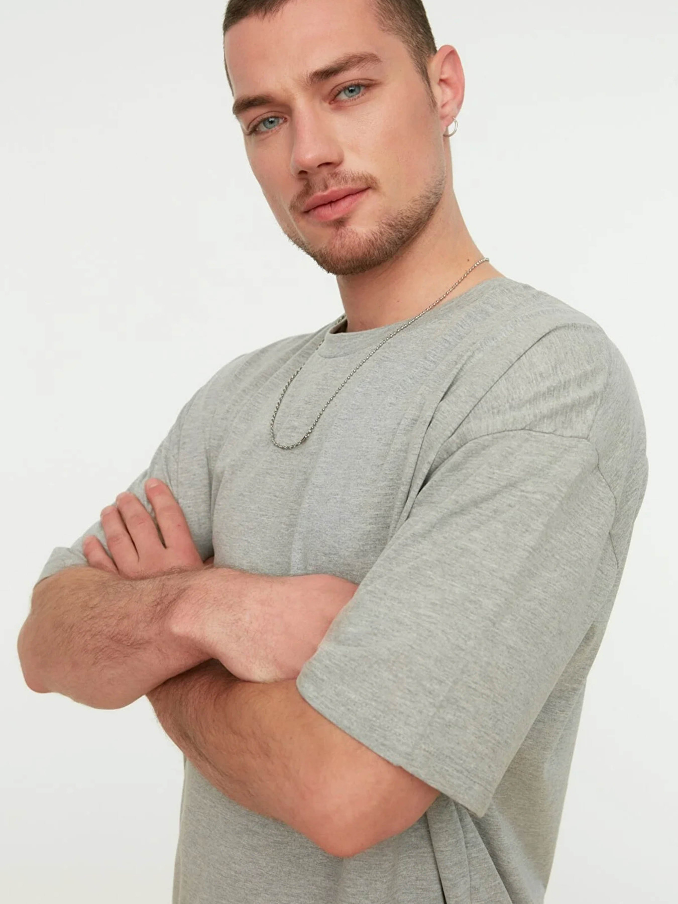 Футболка Trendyol модель TMNSS21TS1797/Gri Фото