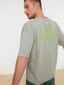 Футболка Trendyol модель TMNSS21TS1797/Gri Фото