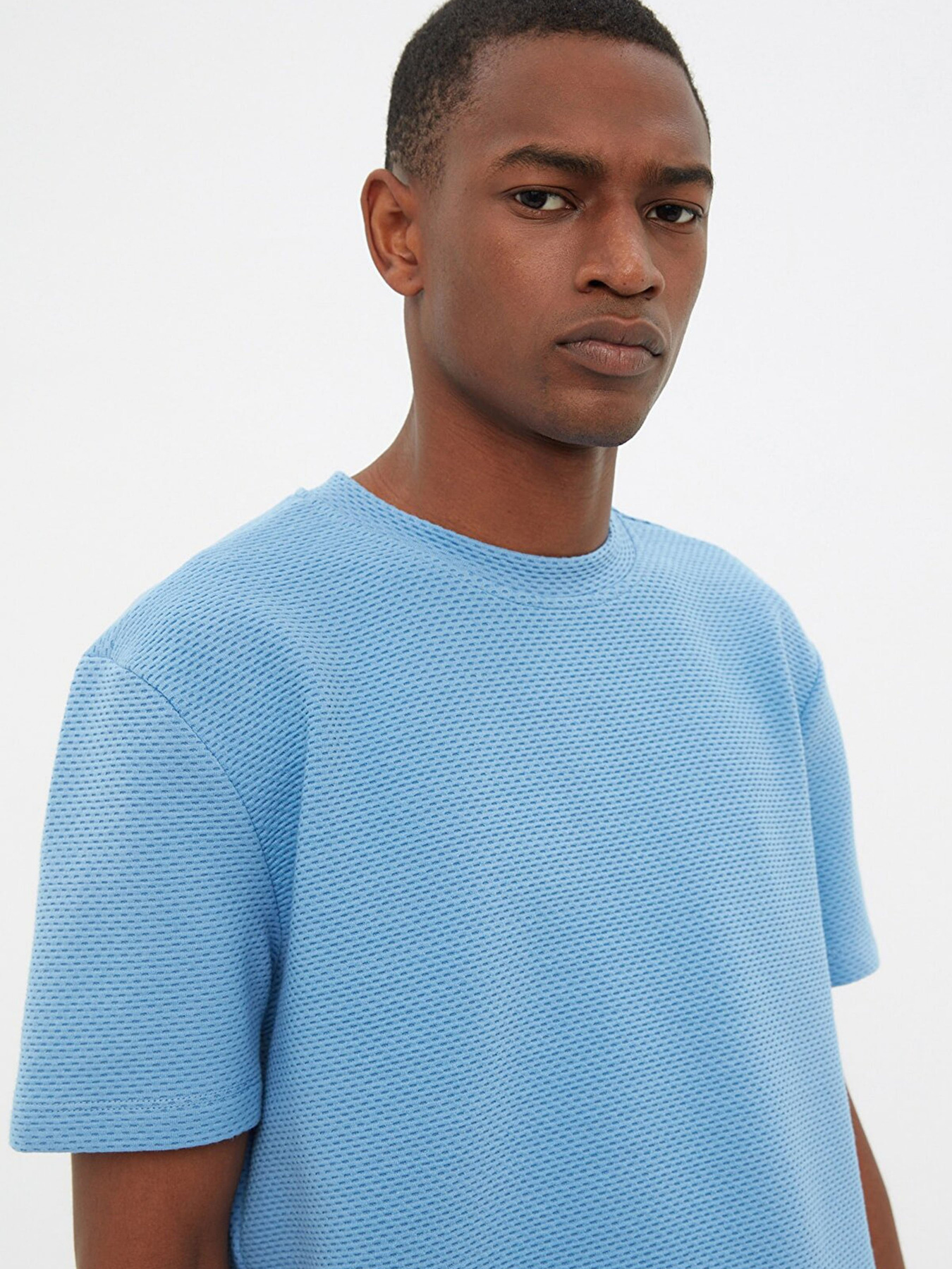 Футболка Trendyol модель TMNSS22TS2258/Mavi Фото