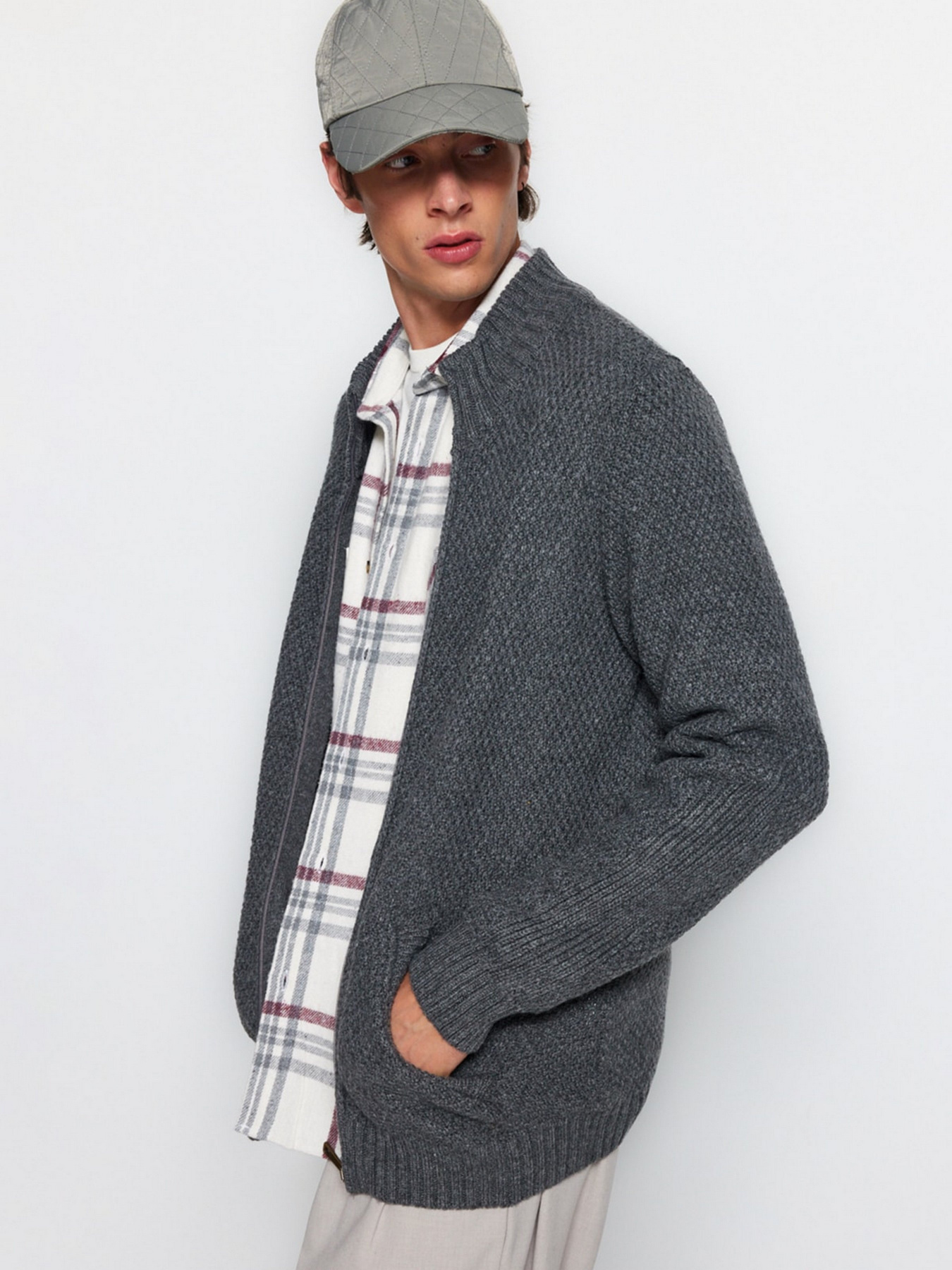 Кофта Trendyol модель TMNAW22HI0148/Koyu Gri Фото