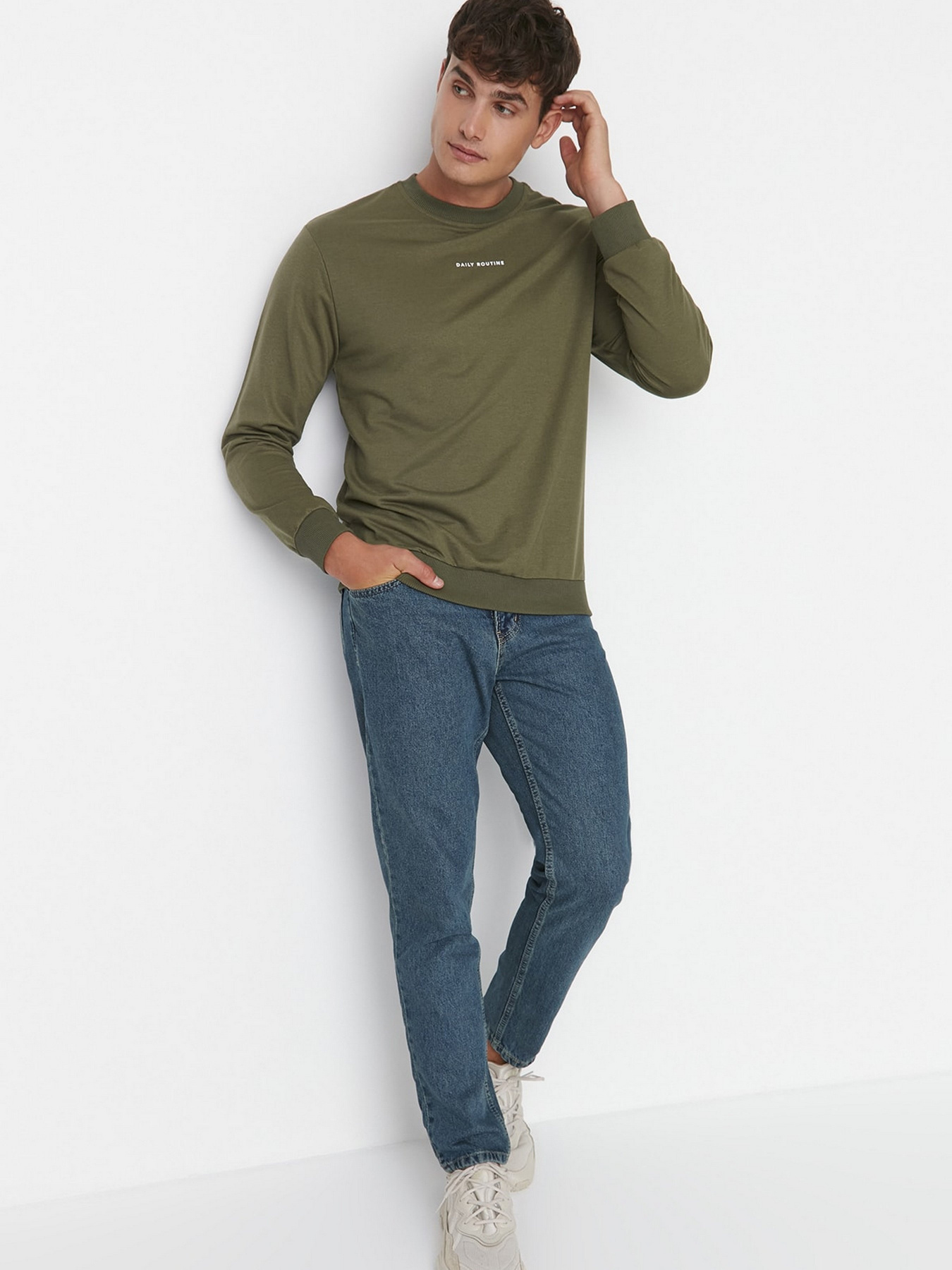 Прямі джинси Trendyol модель TMNAW23JE00043/Lacivert Фото