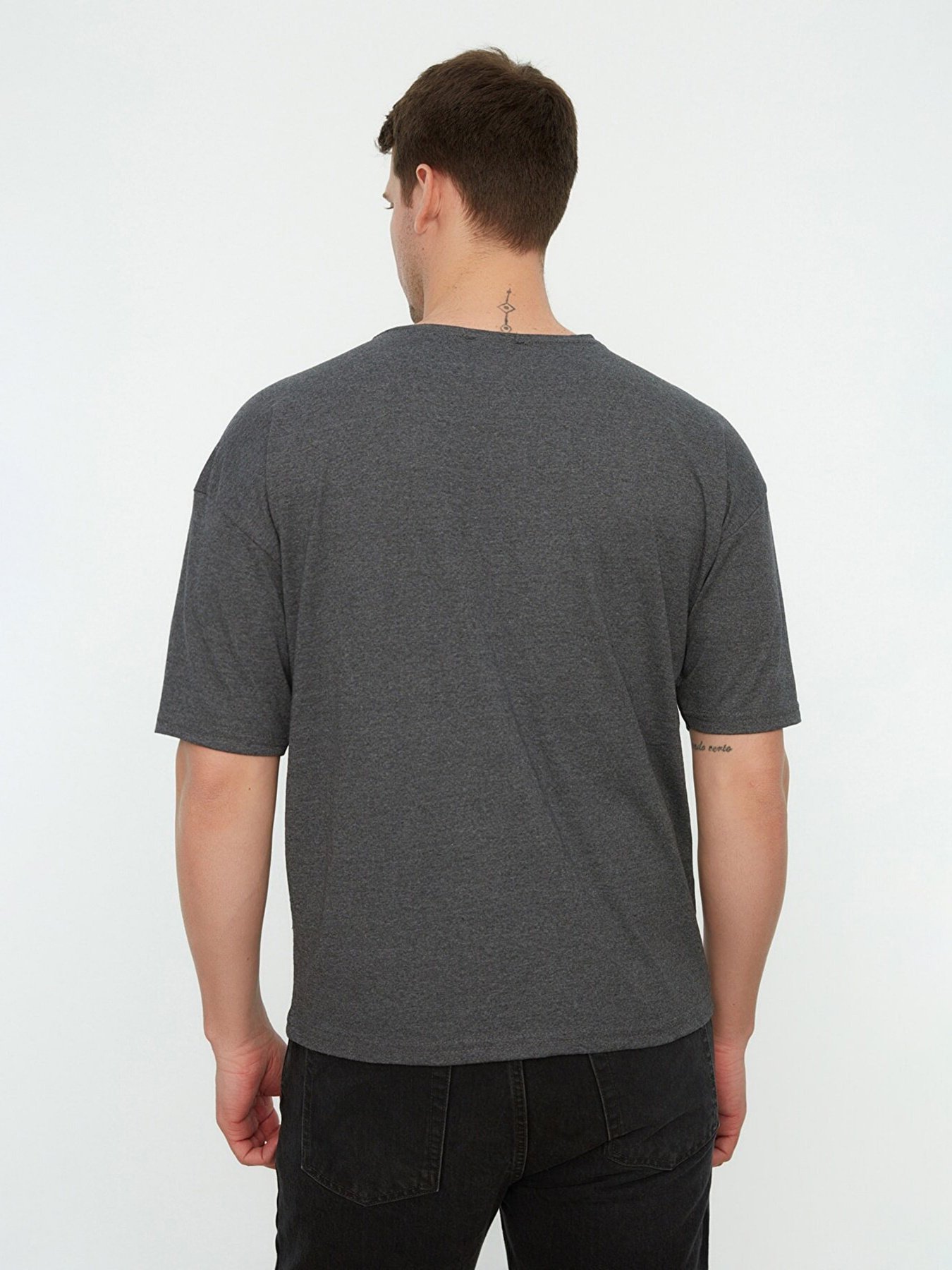 Футболка Trendyol модель TMNSS21TS0811/Antrasit Фото