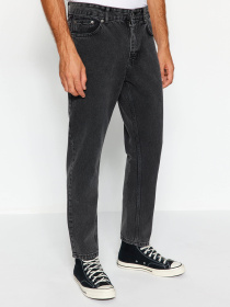 Прямые джинсы Trendyol модель TMNAW23JE00043/Siyah-1006 Фото