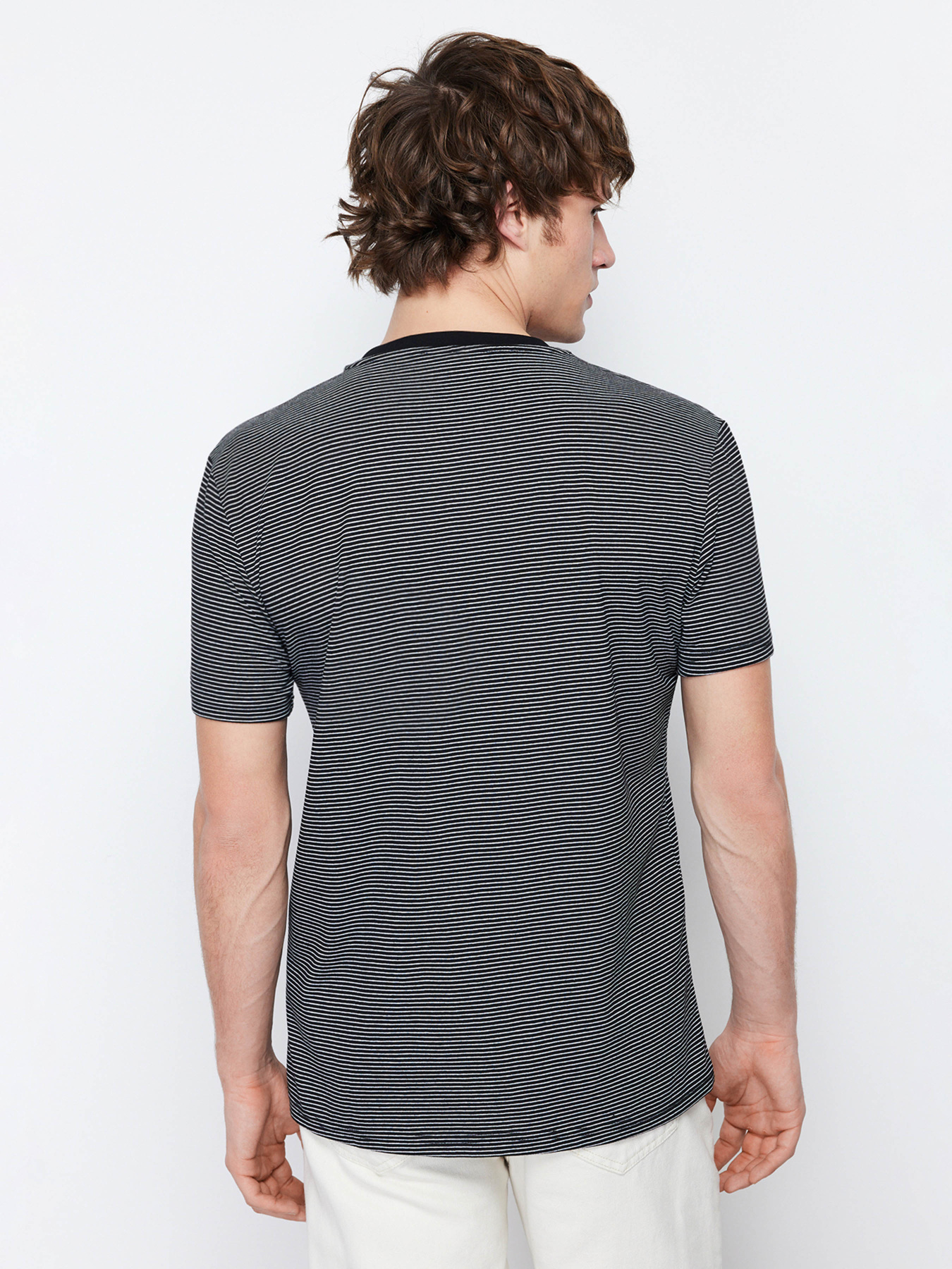 Футболка Trendyol модель TMNSS20TS0944/Siyah Фото